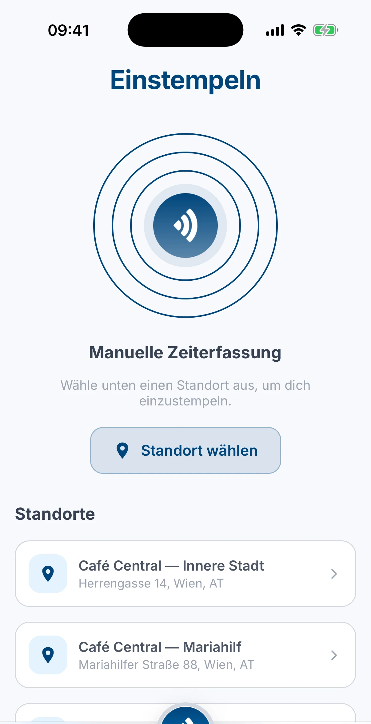 Der Einstempel-Bildschirm mit der NFC-Animation, der Schaltfläche Standort wählen und der Standortliste