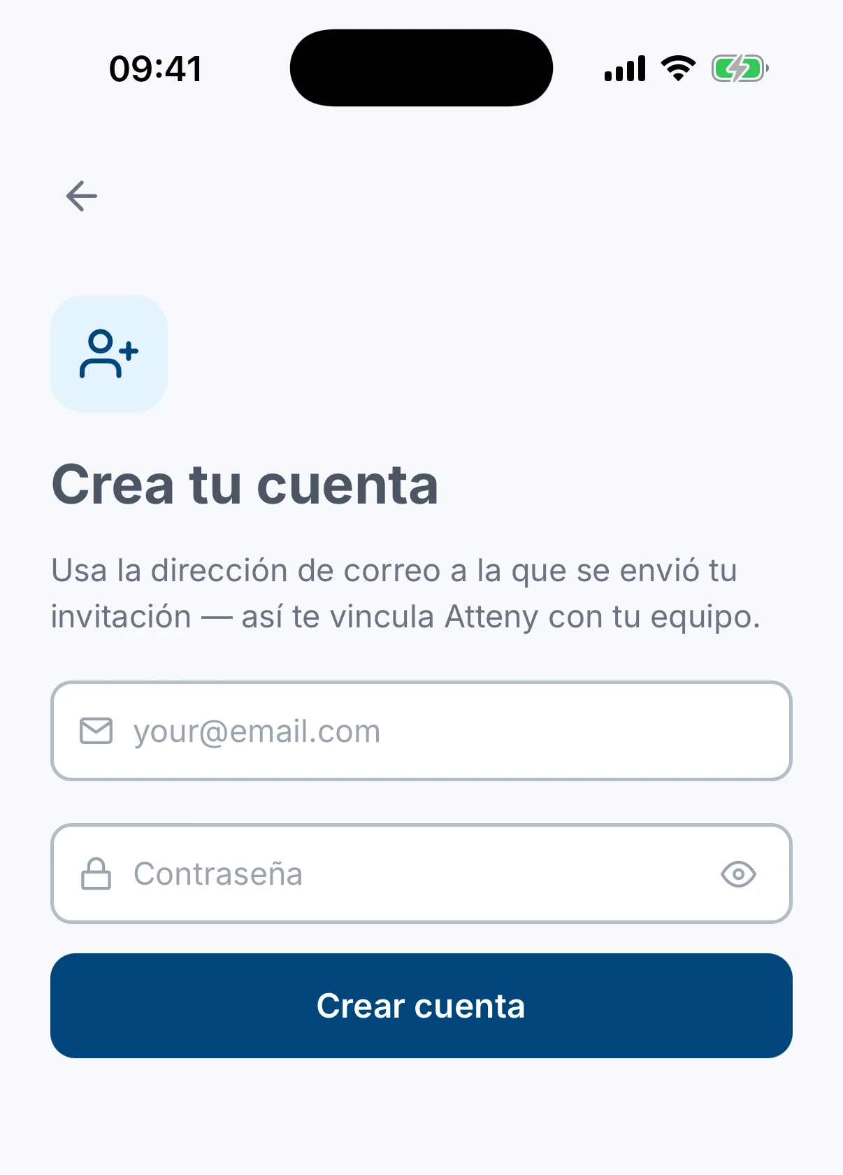 La pantalla Crear cuenta, que indica usar el correo al que se envió la invitación